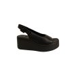 102510 Black Platform Sandal Supply