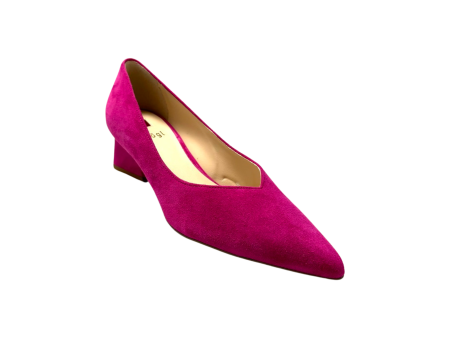 104502 Pink Suede Pump on Sale