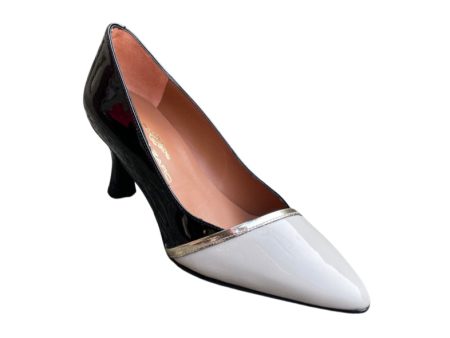 4474A Black Cream Patent Heel Hot on Sale