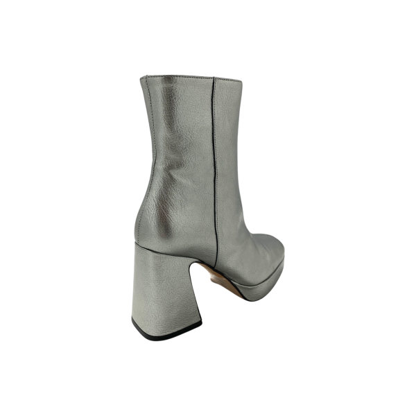 23568 Metallic Grey Platform Boot Supply