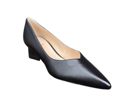 104500 Black Pump Online Hot Sale