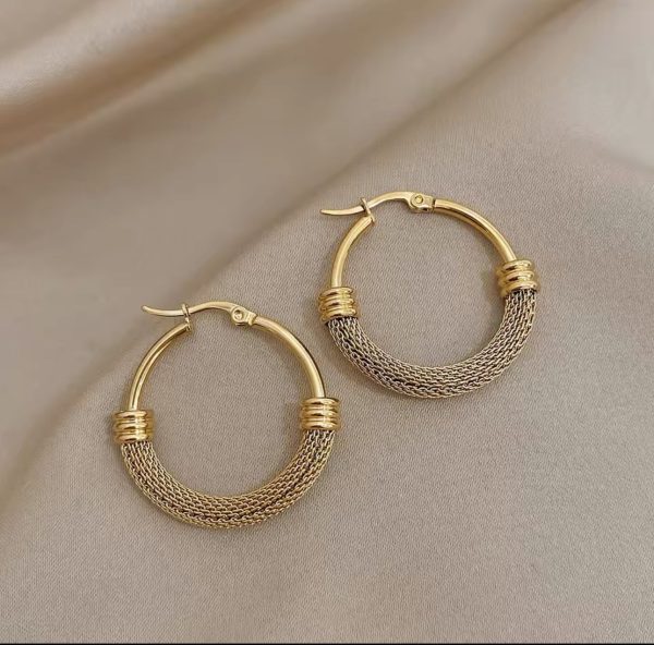 Retro Gold  Earrings For Sale