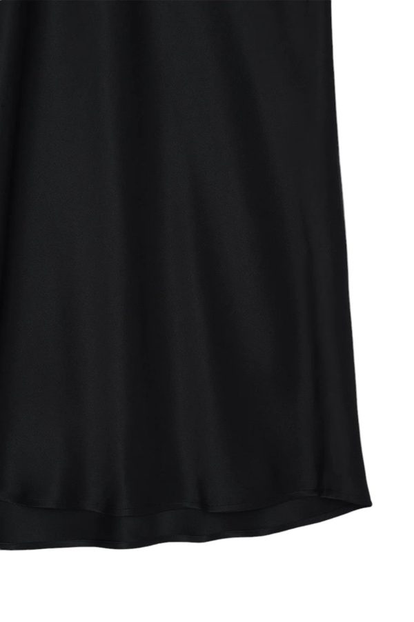 Bar Silk Maxi Skirt - Black For Sale