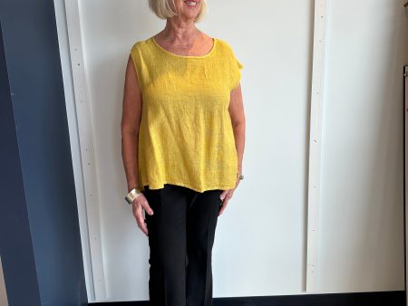 G1 Glen Dark Yellow Linen Top For Sale