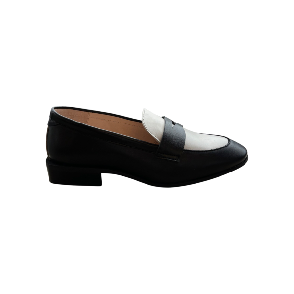 B7622 Black White Loafer Online Hot Sale