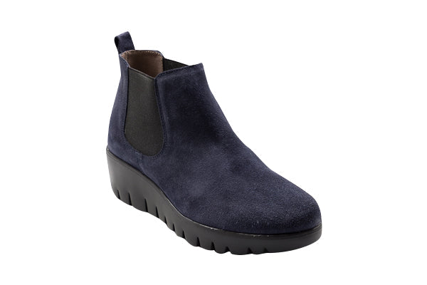 C33138 Navy WATERPROOF Boot For Discount